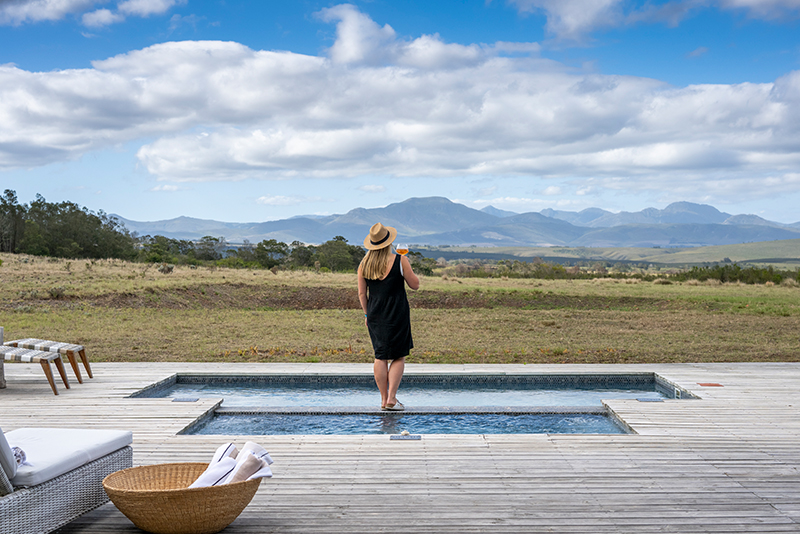 Gondwana Ulubisi House — lodge exterior and grounds