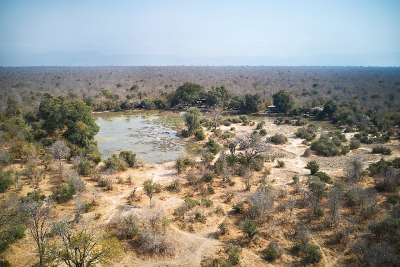 Molori Mashuma — lodge exterior and grounds
